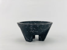 Cargar imagen en el visor de la galería, Molcajete Azteca negro - elmortero
